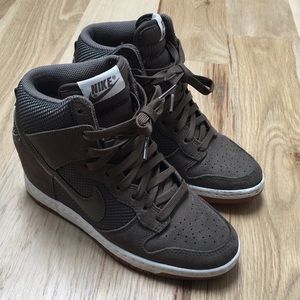 Women’s Nike Dunk Sky Hi Mesh